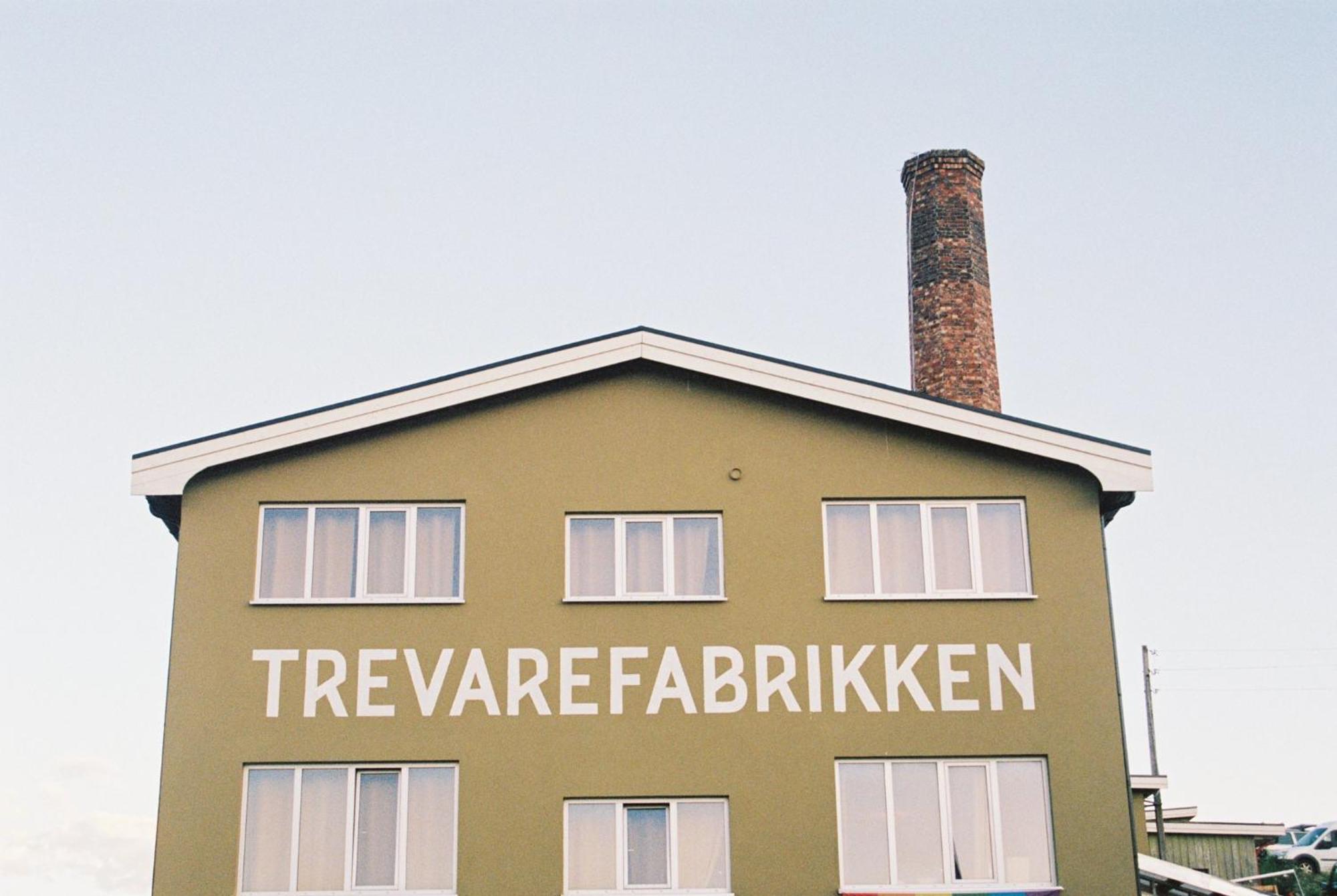 Trevarefabrikken هينينغفير المظهر الخارجي الصورة